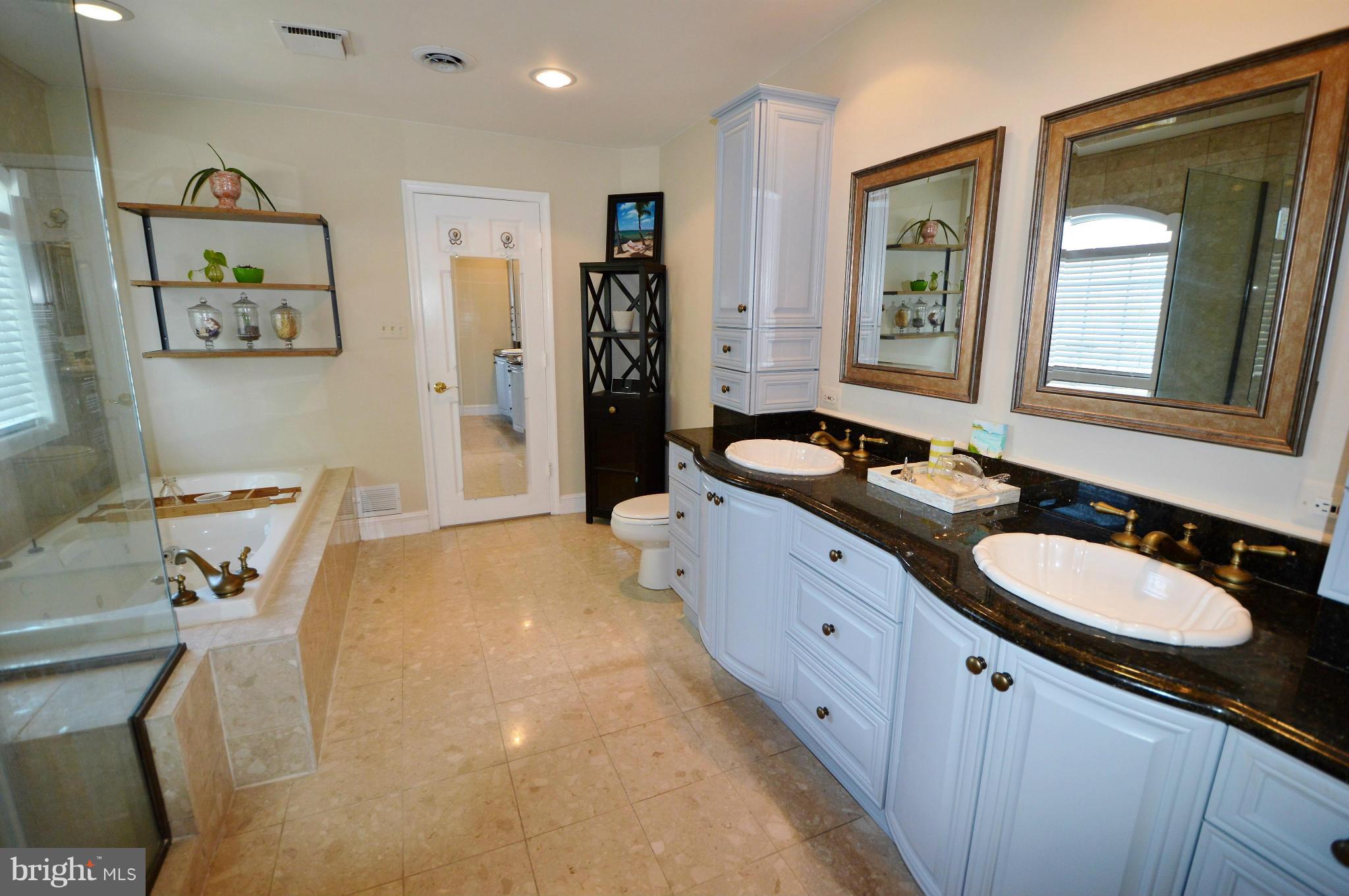 BRENTWOOD - Residential