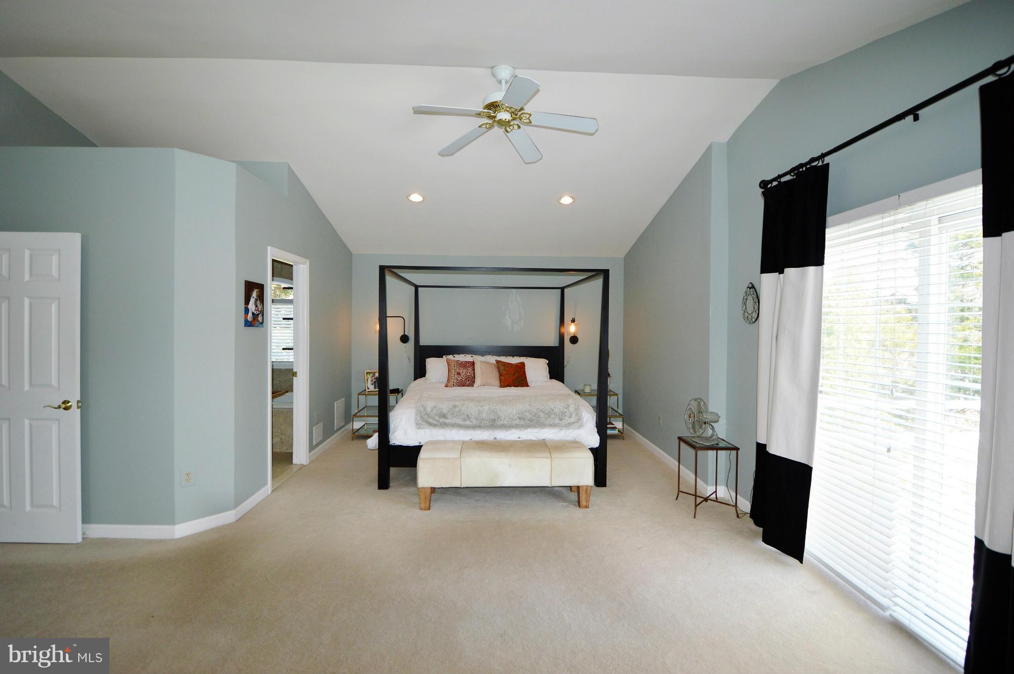 BRENTWOOD - Residential