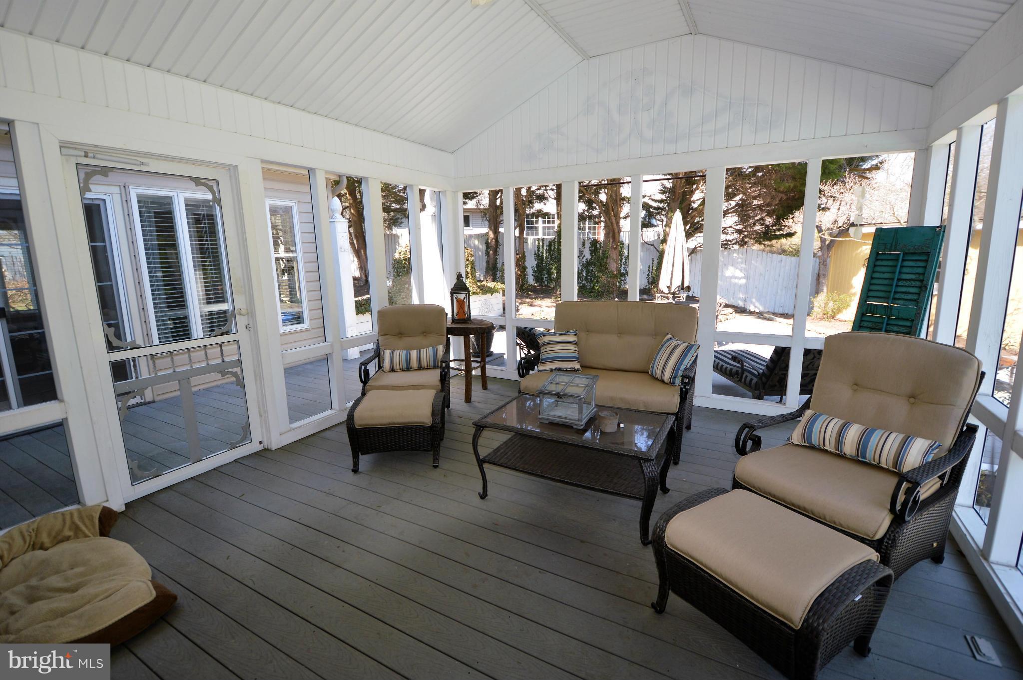 BRENTWOOD - Residential