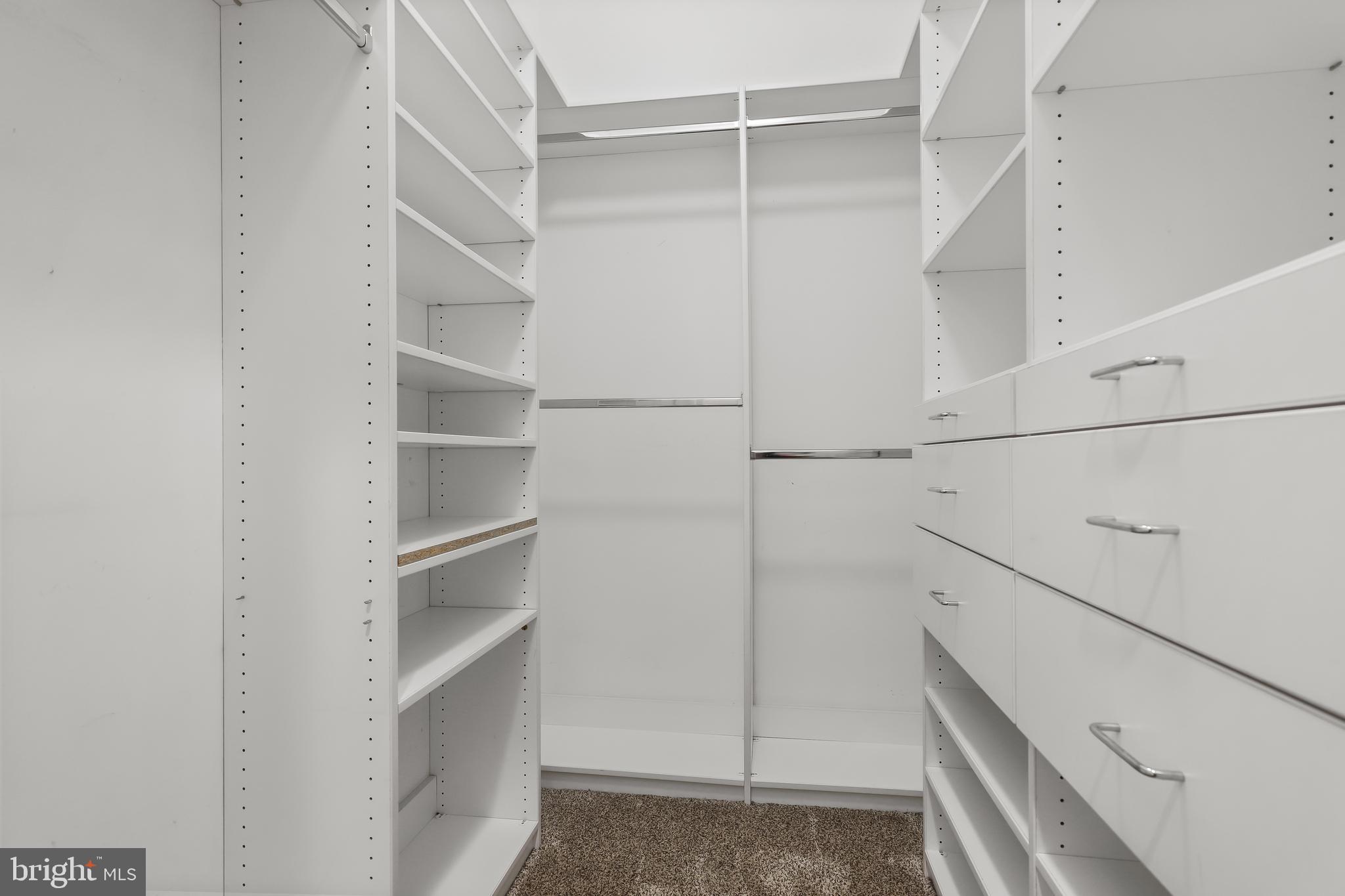 BELMONT FARM - Residential