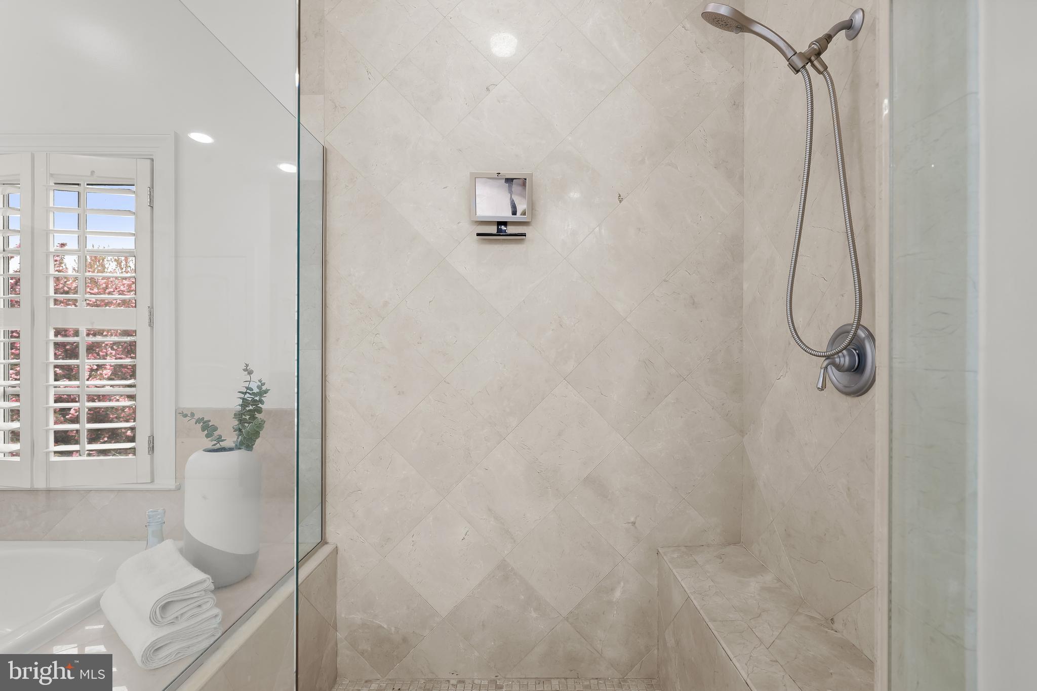 BELMONT FARM - Residential