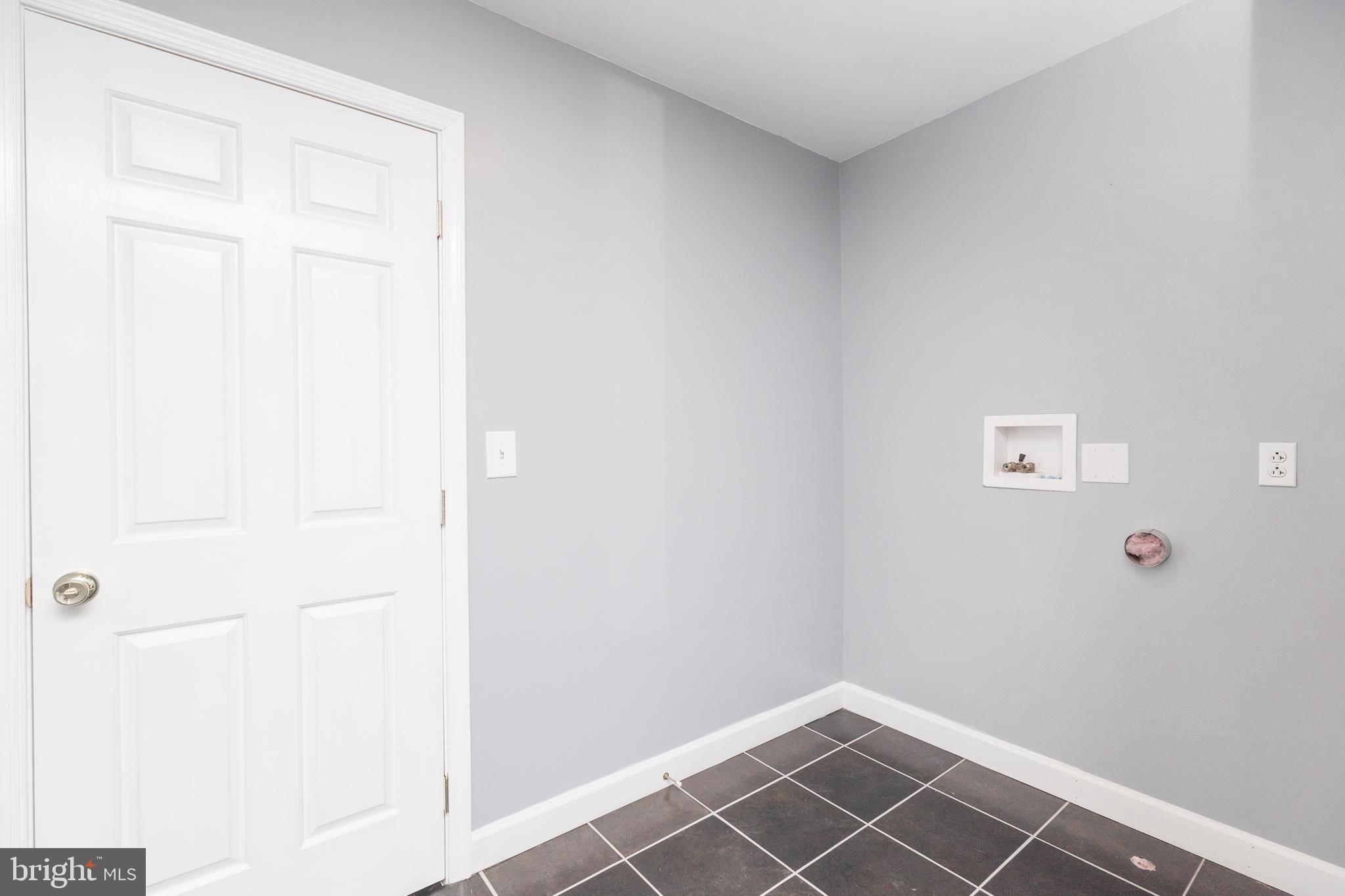 WESTSIDE STATION - Residential Lease