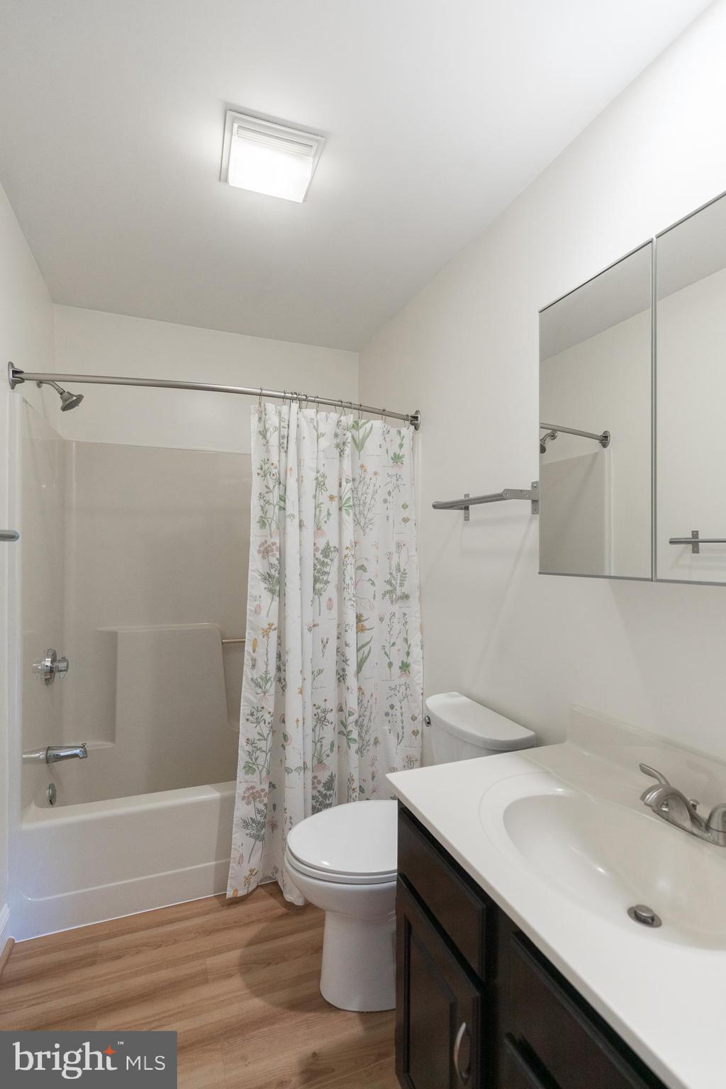 WESTSIDE STATION - Residential Lease