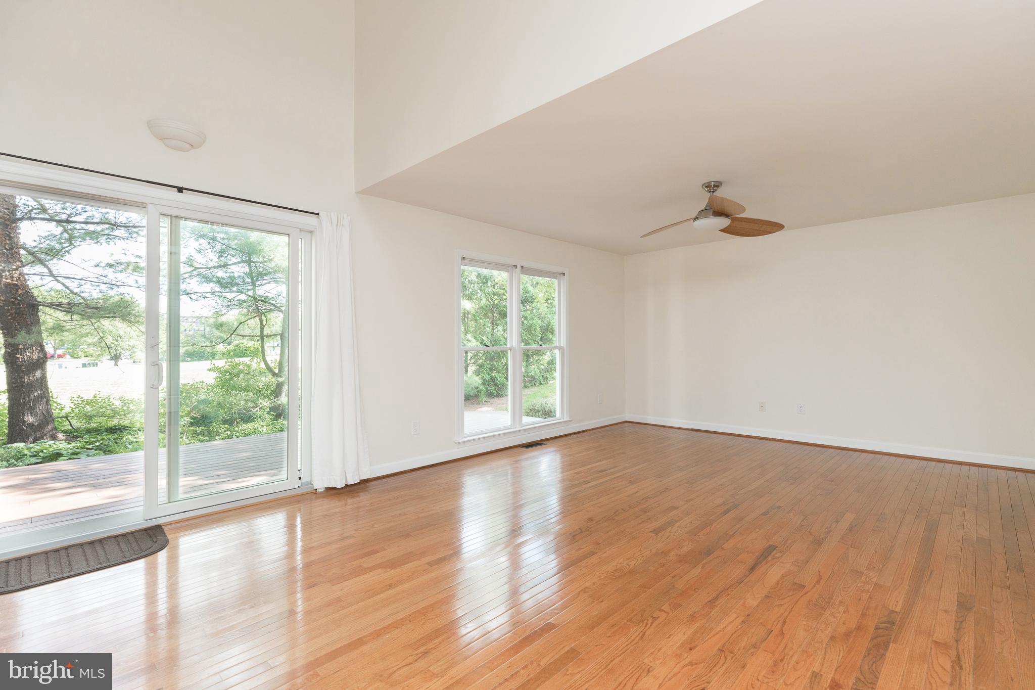 WESTSIDE STATION - Residential Lease