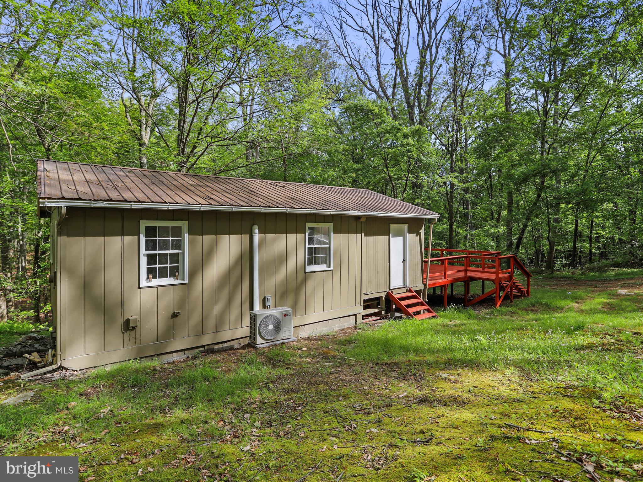 CABIN AT CAPON BRIDGE - Residential