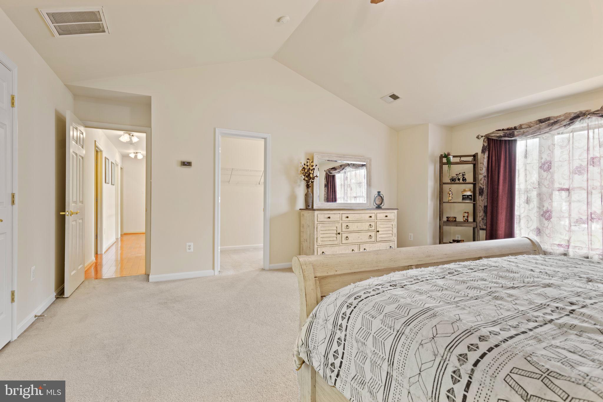 WOODRIDGE - Residential