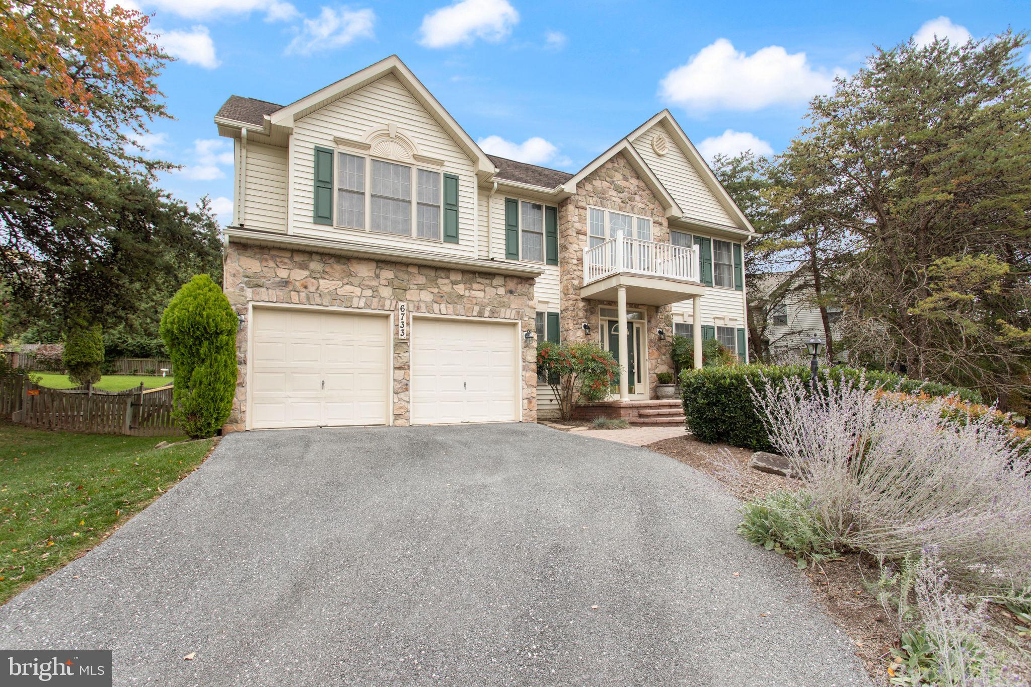 WOODRIDGE - Residential