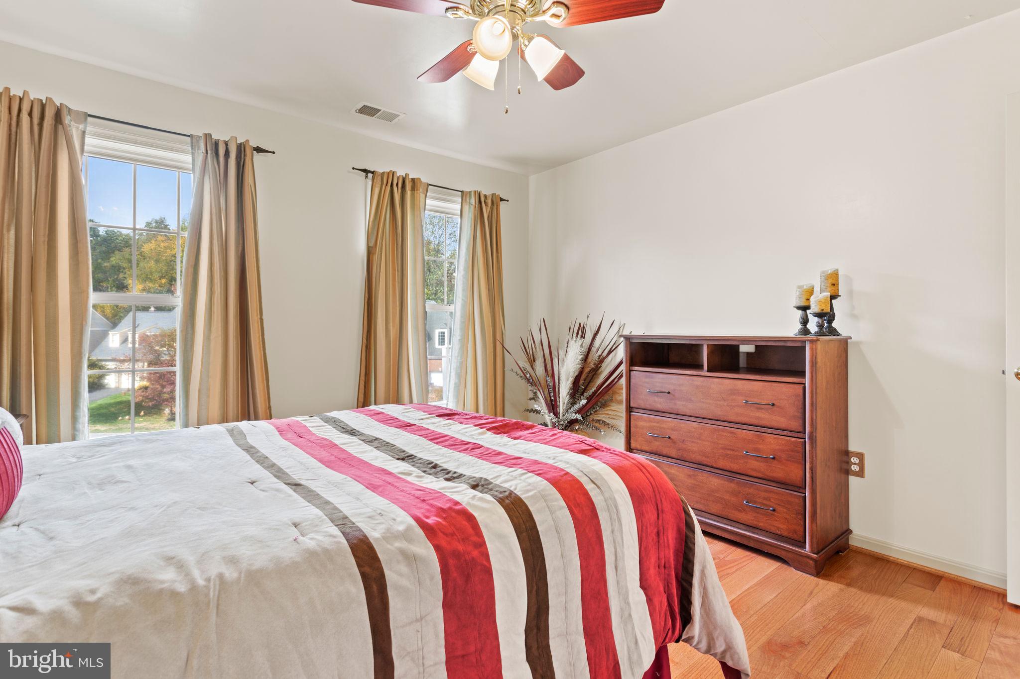 WOODRIDGE - Residential