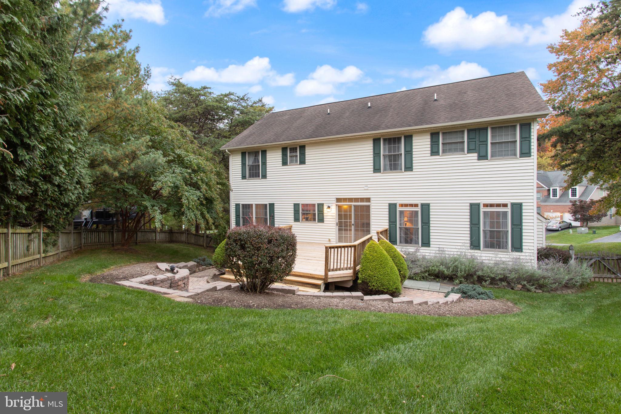 WOODRIDGE - Residential