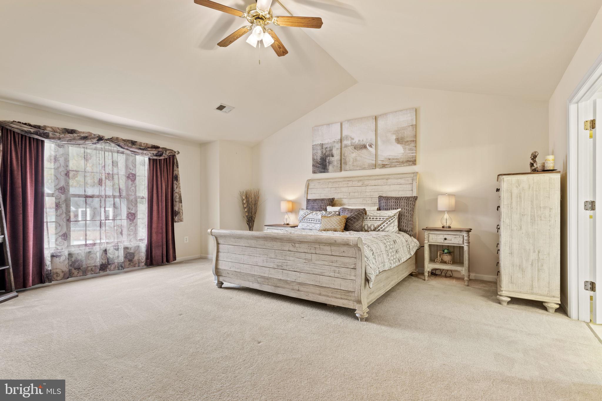 WOODRIDGE - Residential