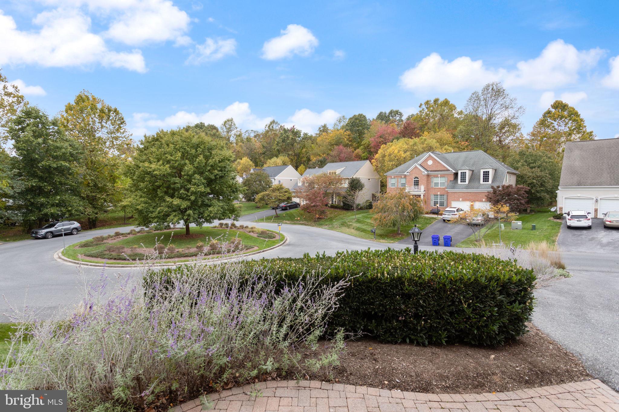 WOODRIDGE - Residential