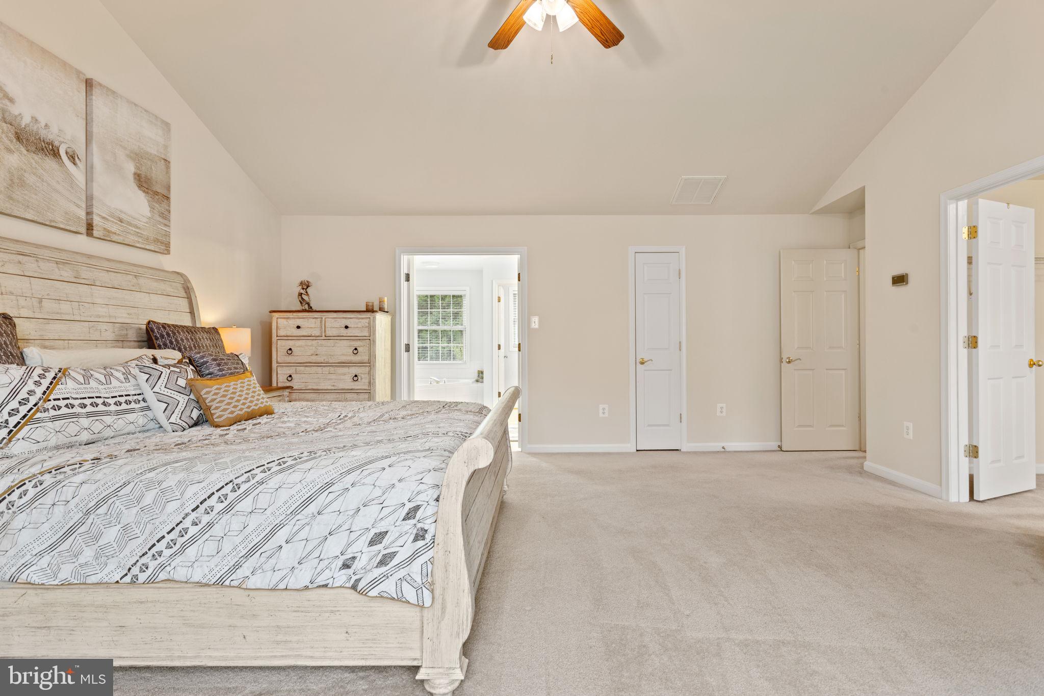 WOODRIDGE - Residential