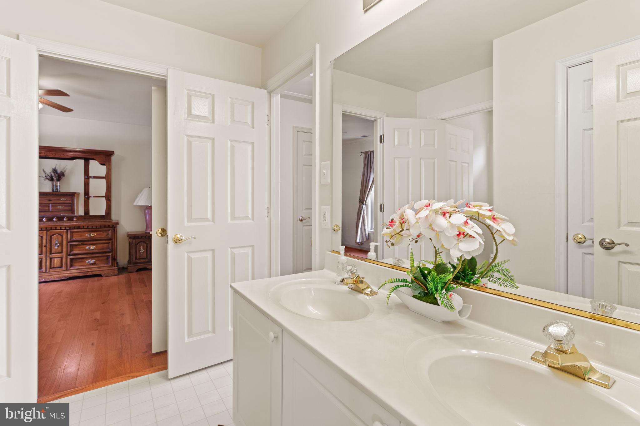 WOODRIDGE - Residential