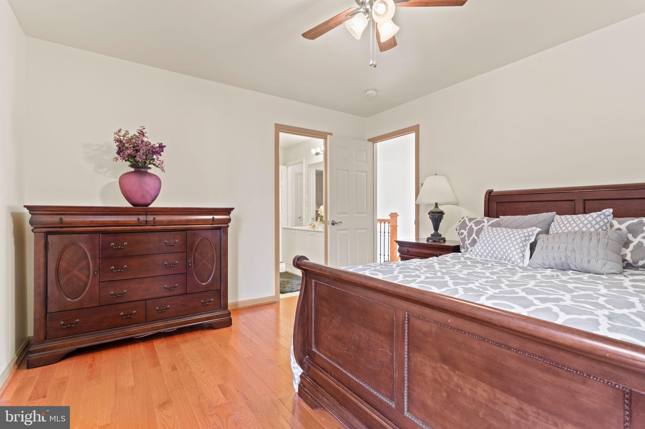 WOODRIDGE - Residential