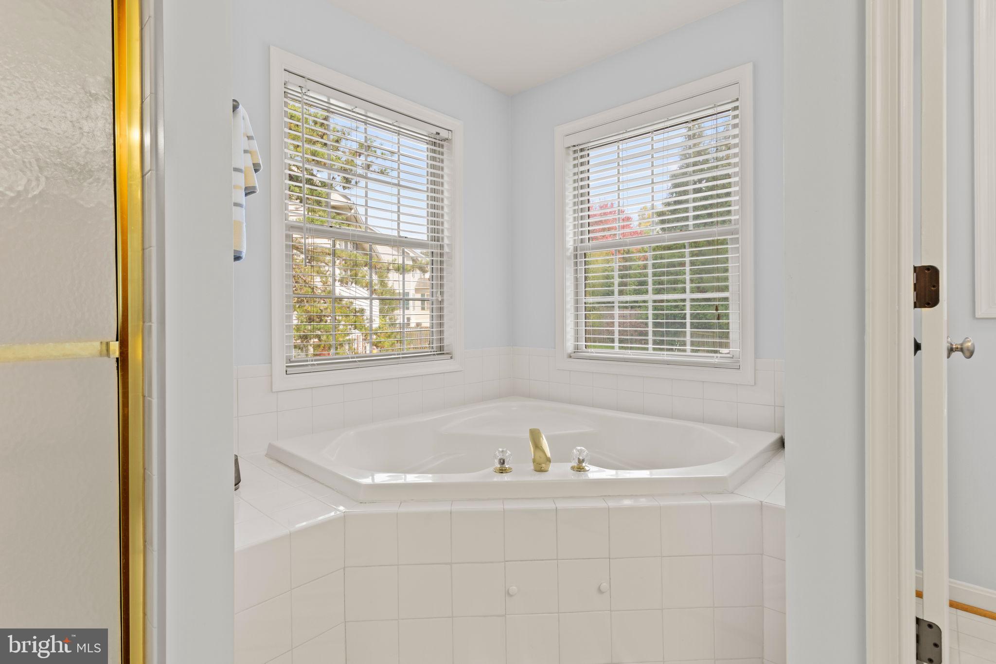 WOODRIDGE - Residential