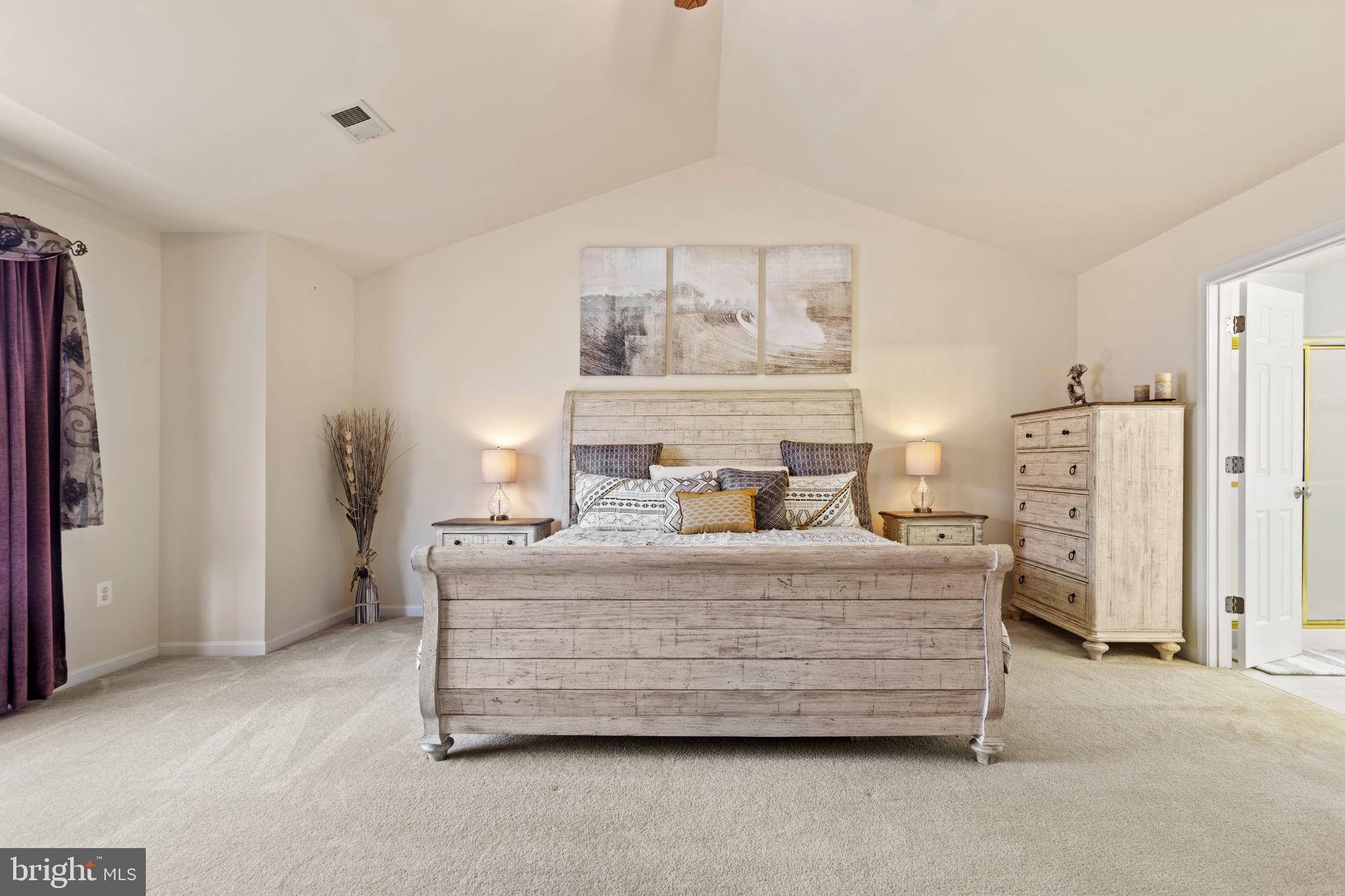 WOODRIDGE - Residential