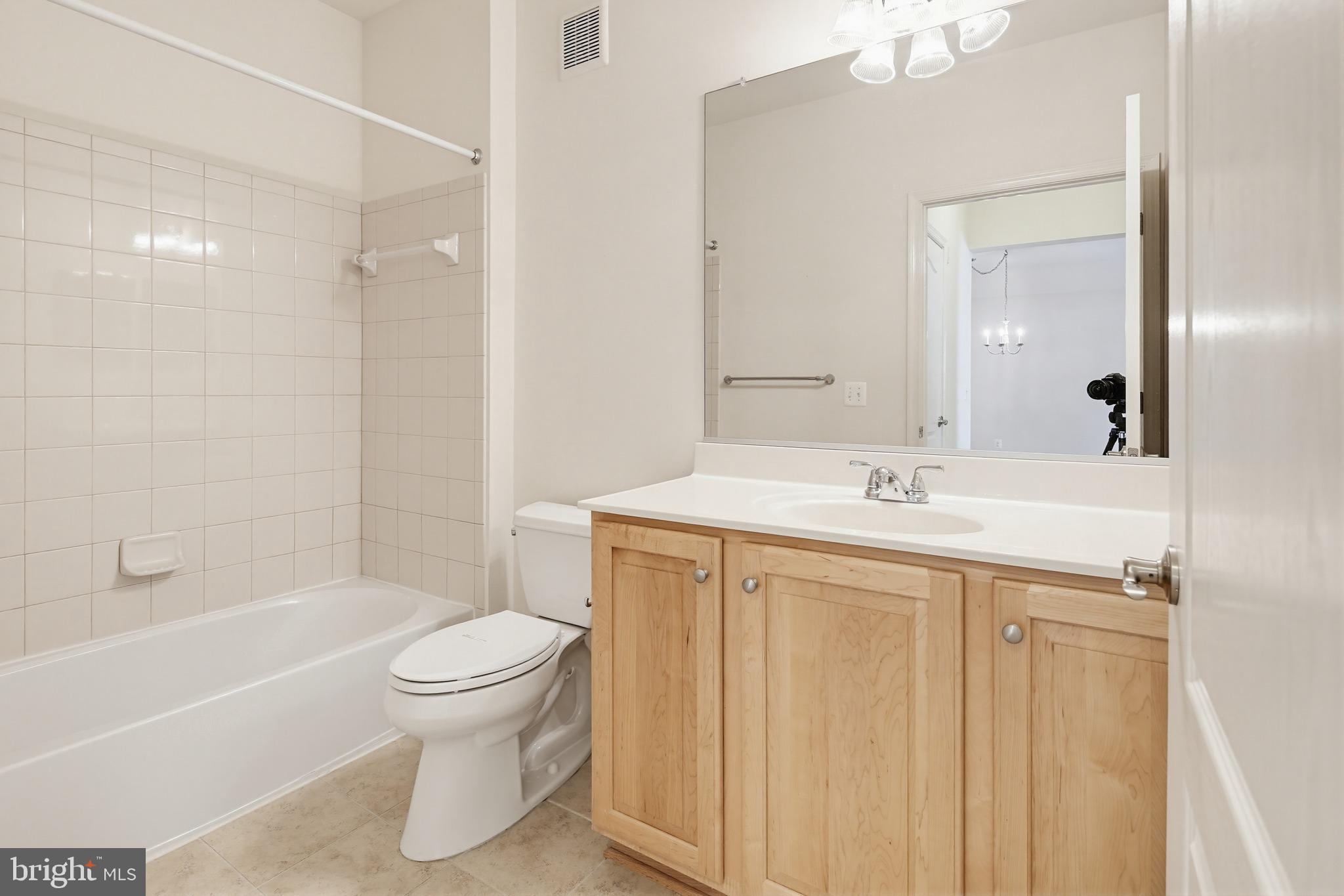 GATHERINGS AT JEFFERSON PLACE - Residential