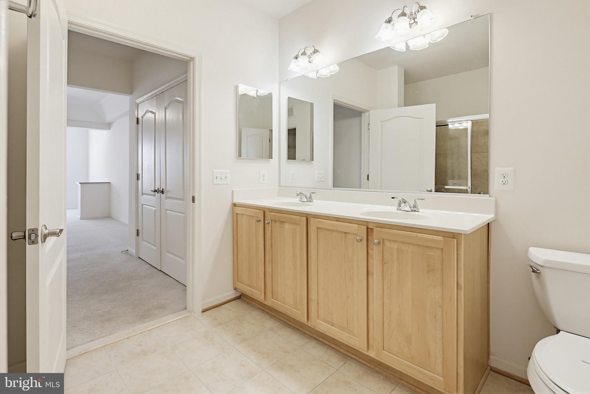 GATHERINGS AT JEFFERSON PLACE - Residential