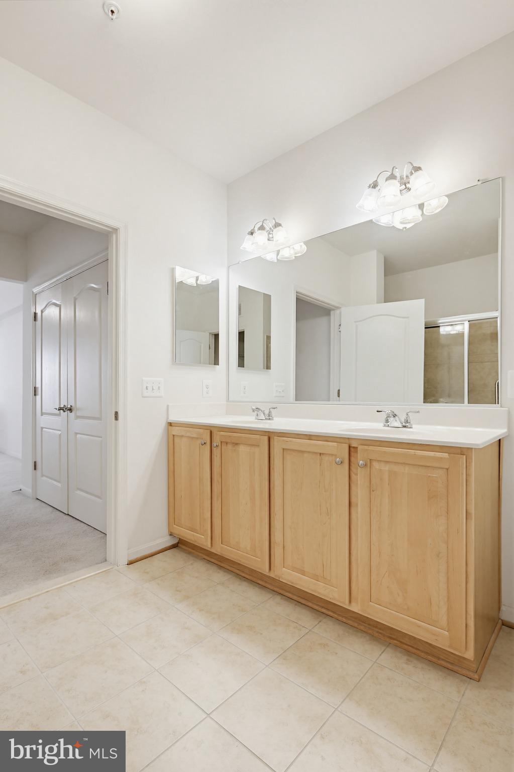 GATHERINGS AT JEFFERSON PLACE - Residential