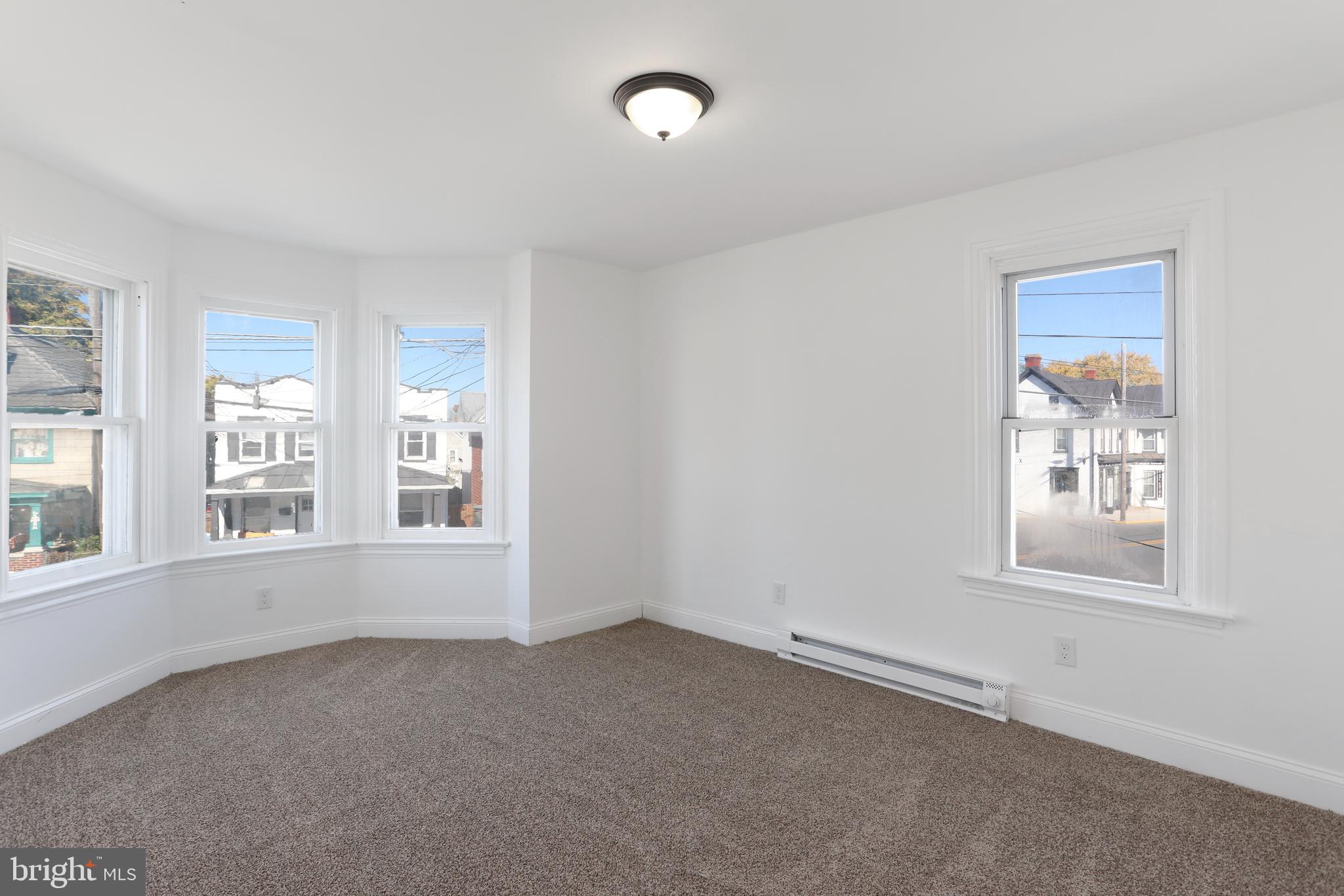 MARTINSBURG CITY - Residential