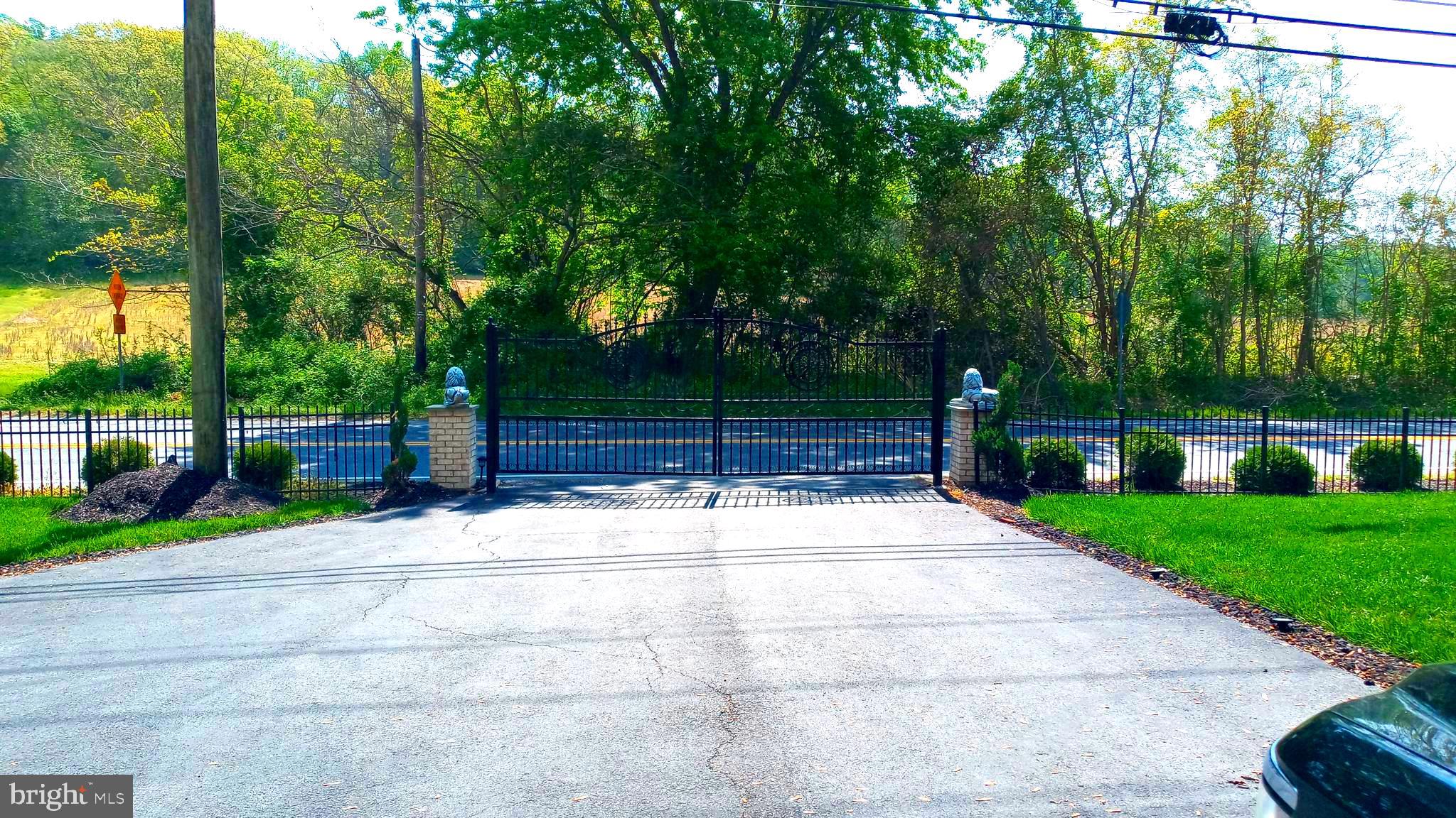 SOLITUDE - Residential