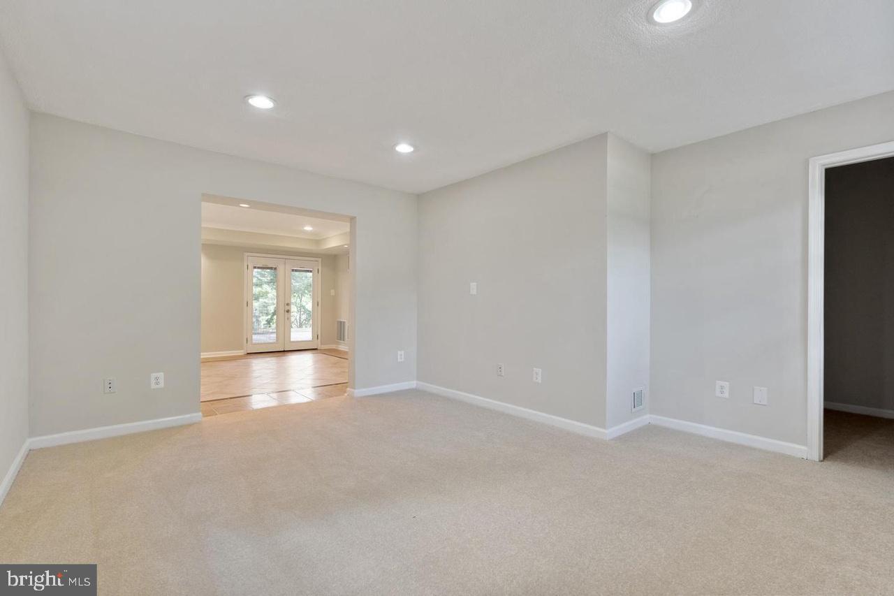 SOLITUDE - Residential