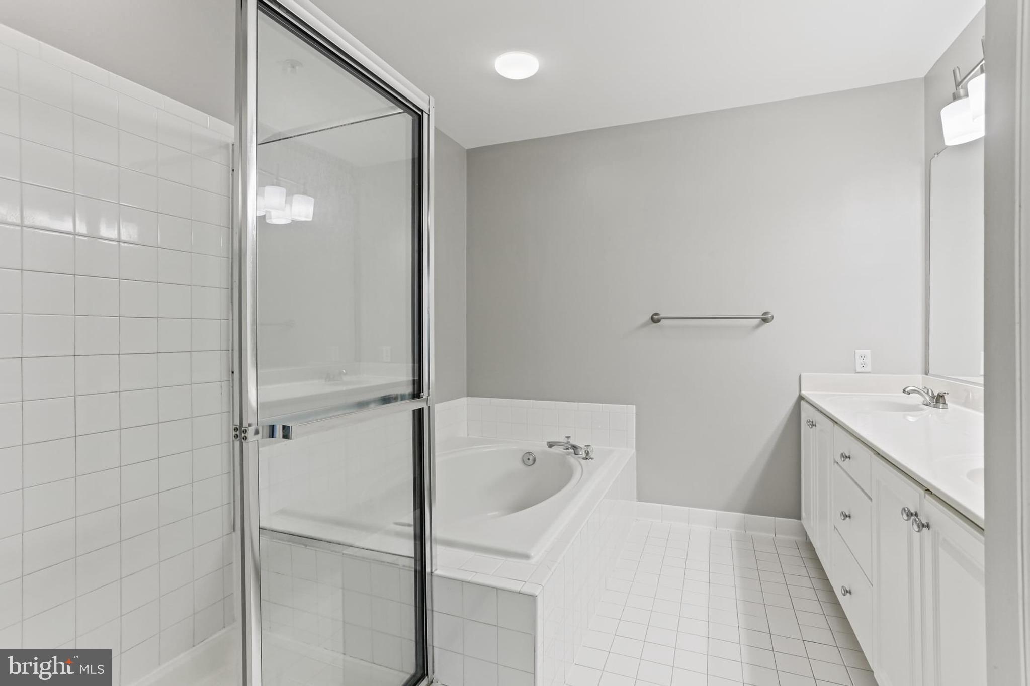 FIELDSTONE - Residential