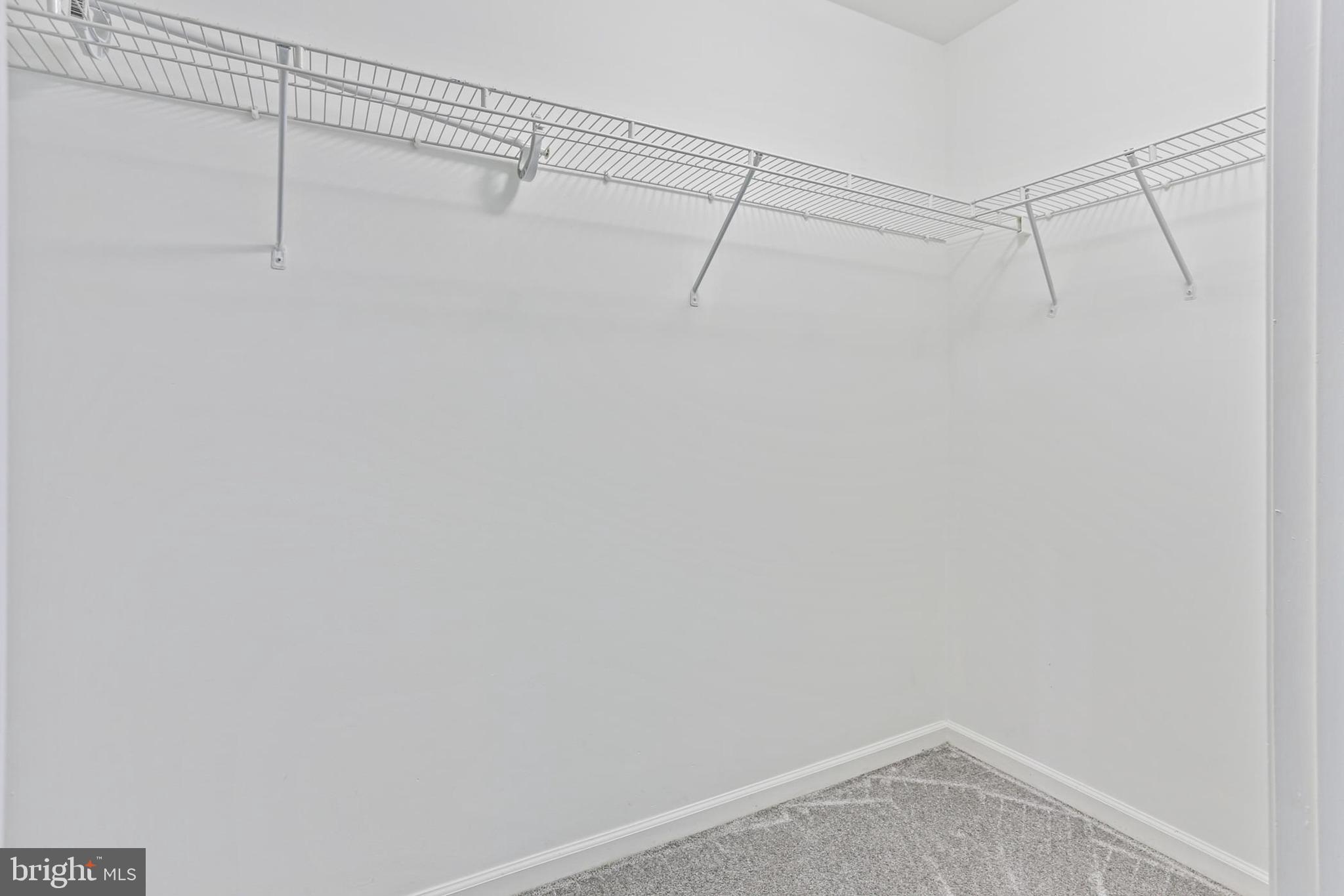 FIELDSTONE - Residential