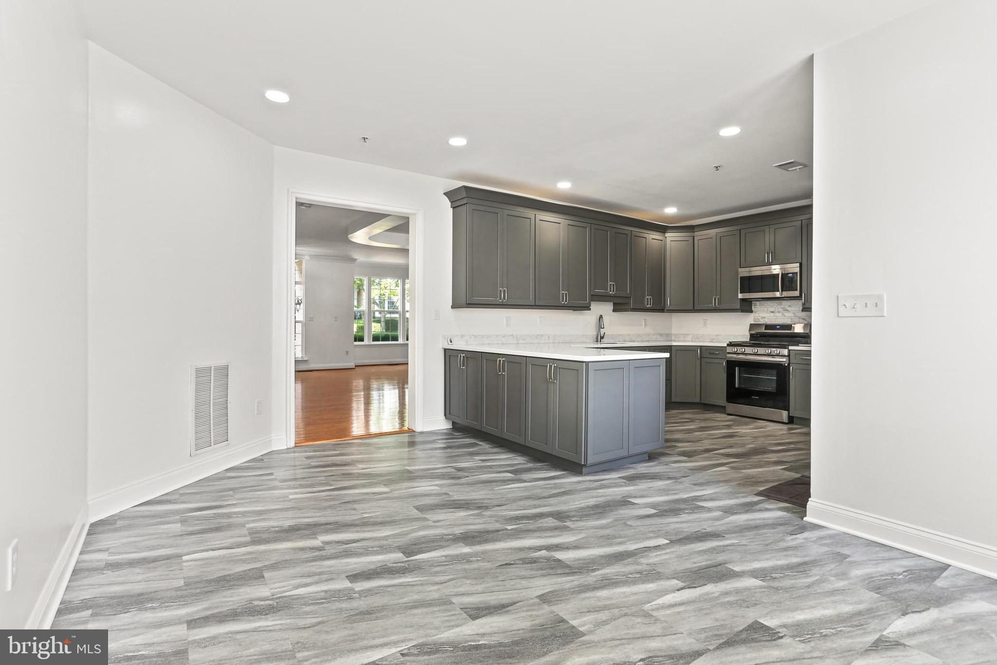 FIELDSTONE - Residential