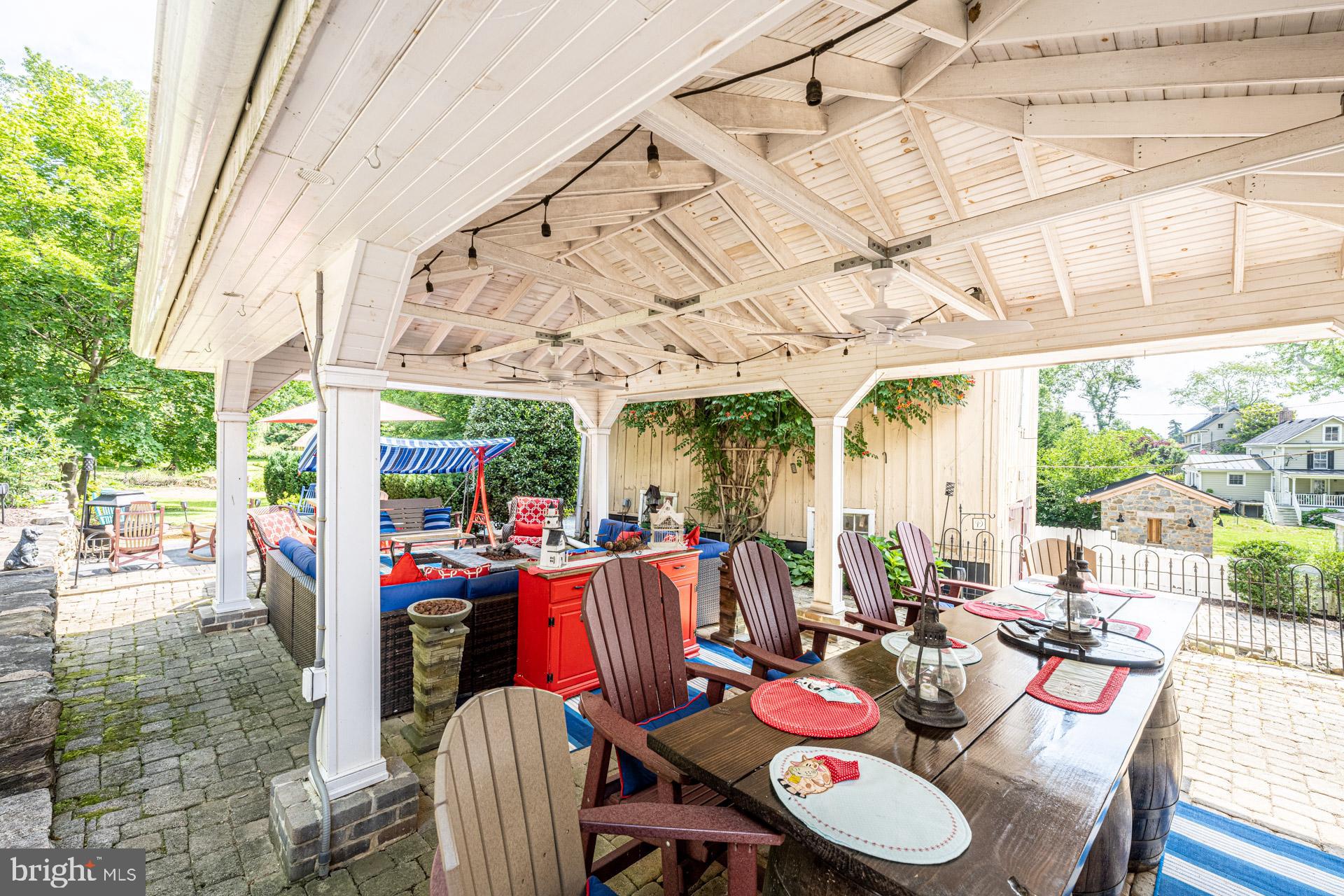 TOWN OF HILLSBORO - Residential