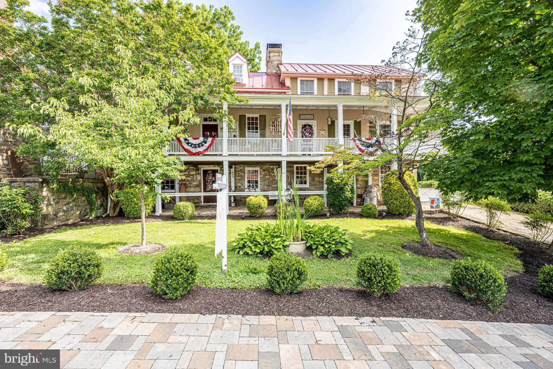 TOWN OF HILLSBORO - Residential