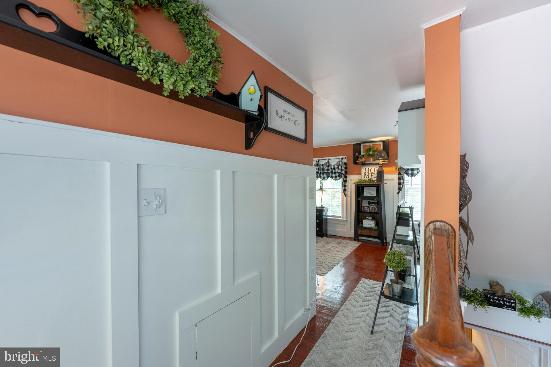 TOWN OF HILLSBORO - Residential