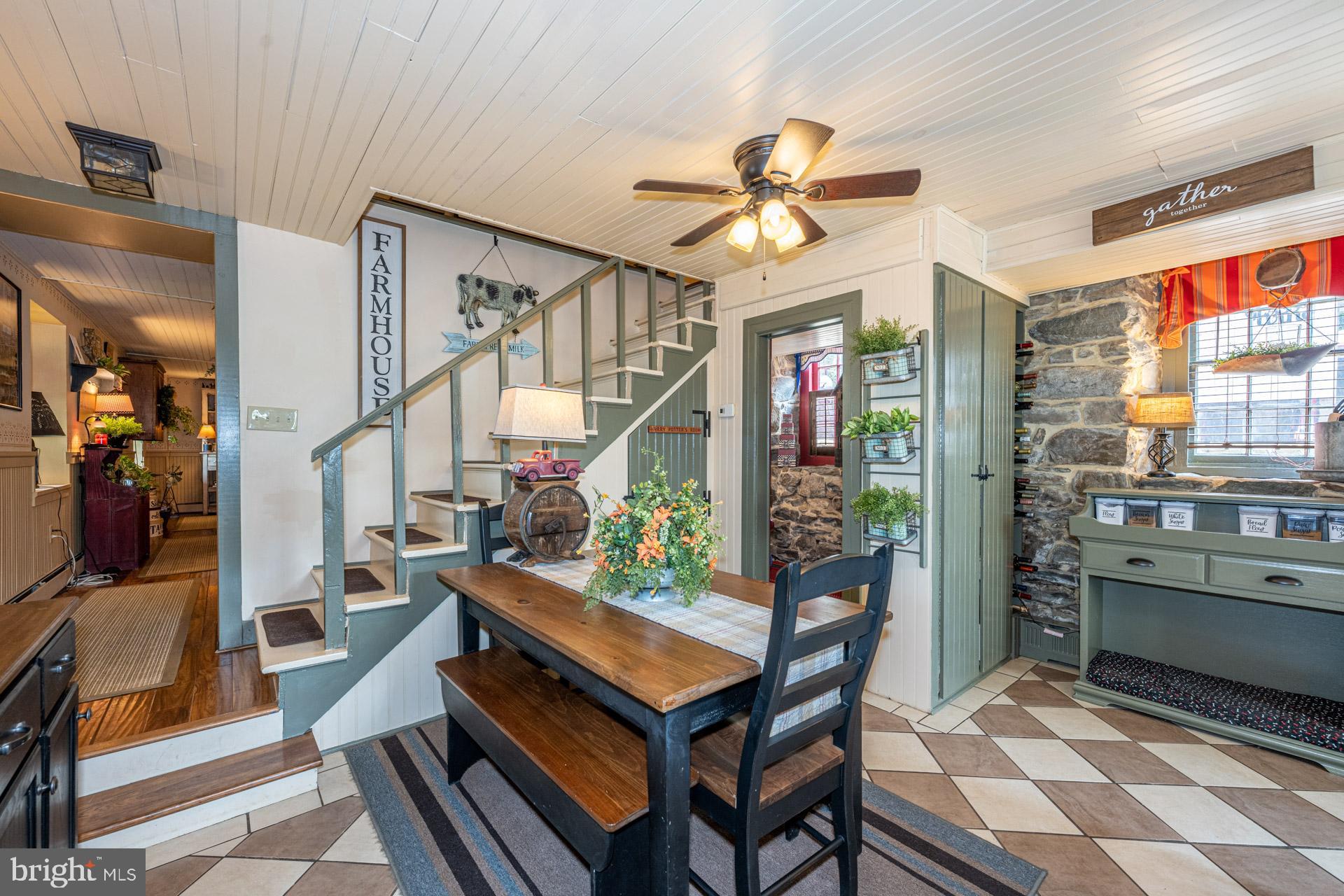 TOWN OF HILLSBORO - Residential