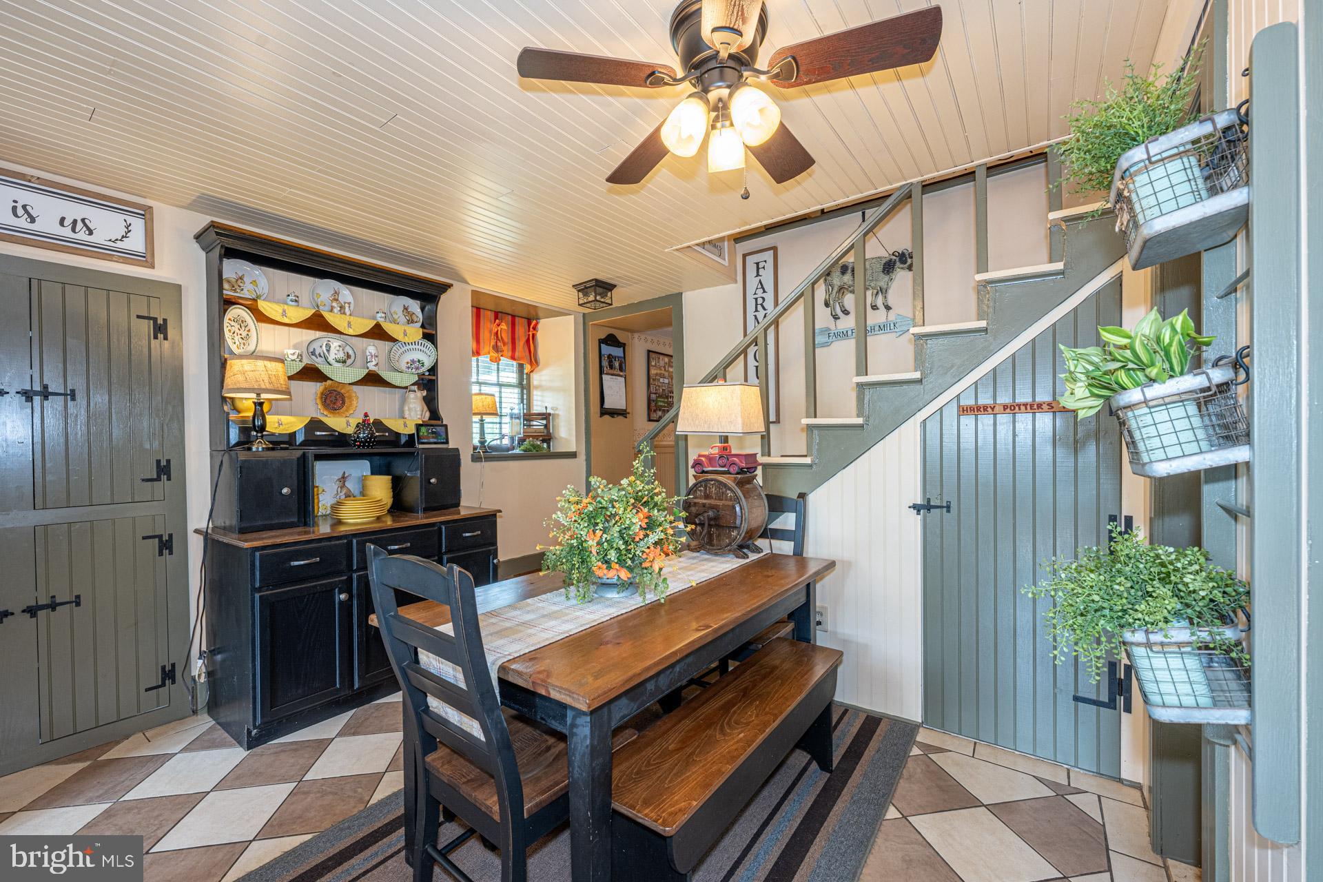 TOWN OF HILLSBORO - Residential