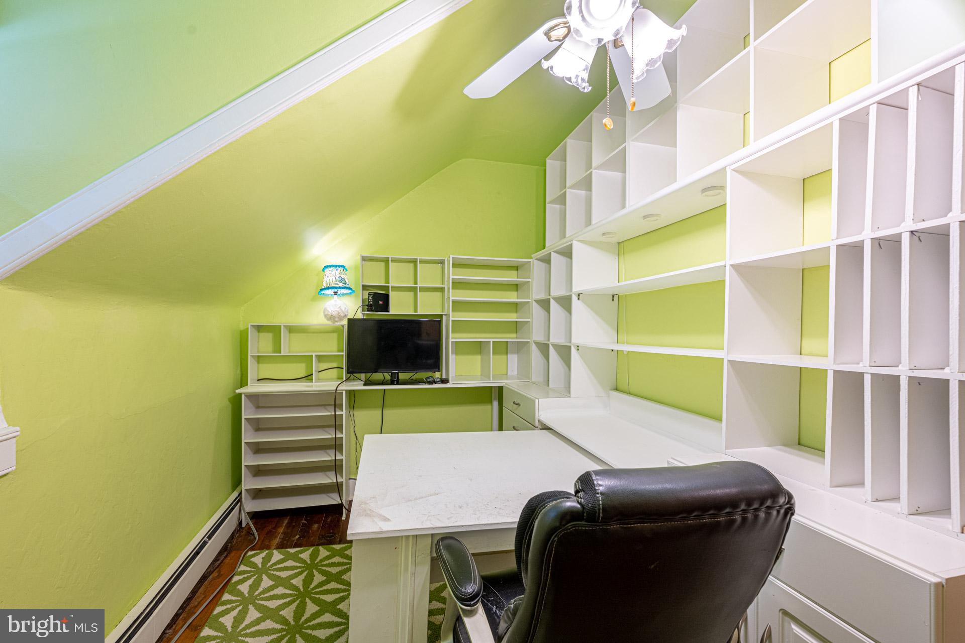 TOWN OF HILLSBORO - Residential