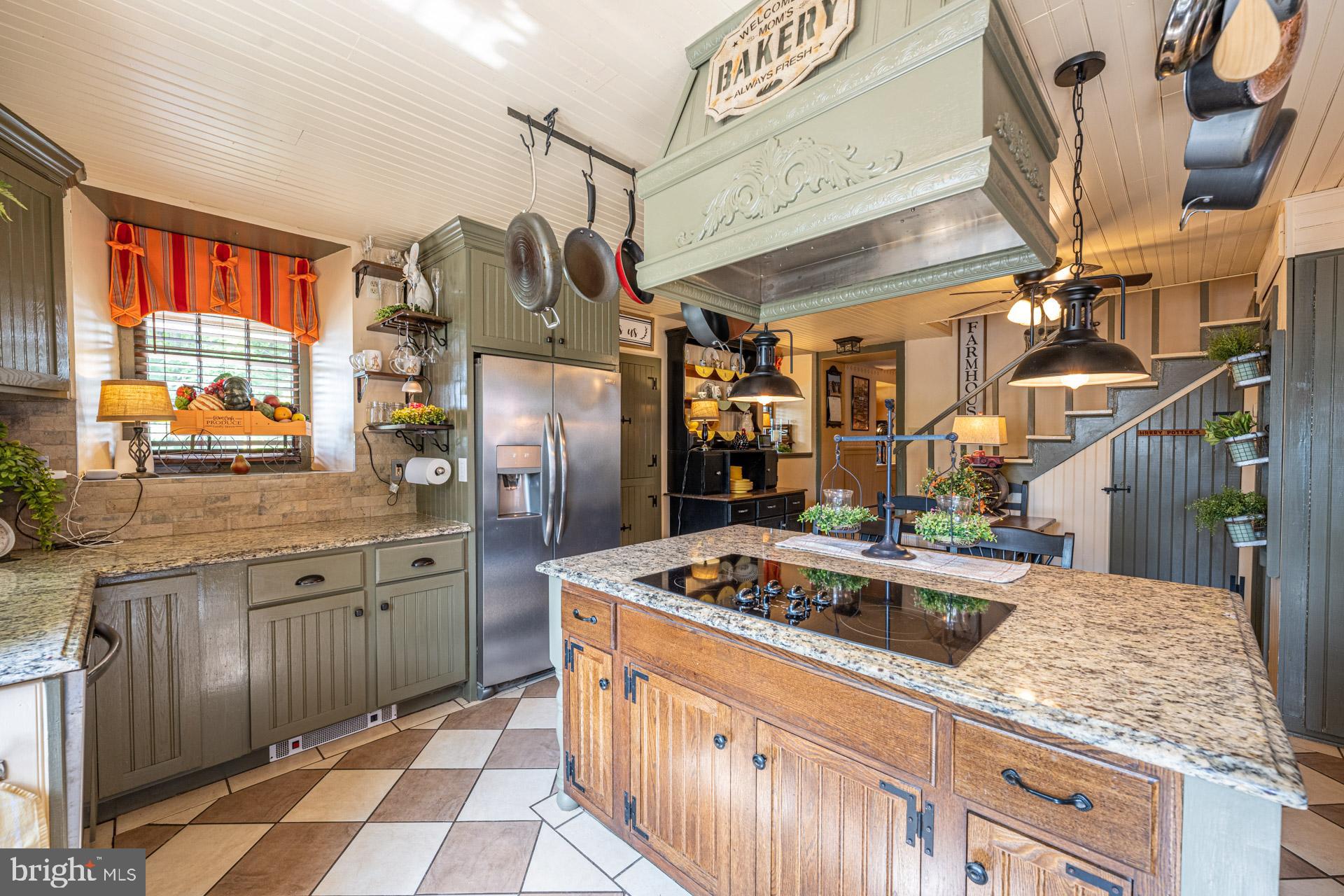 TOWN OF HILLSBORO - Residential