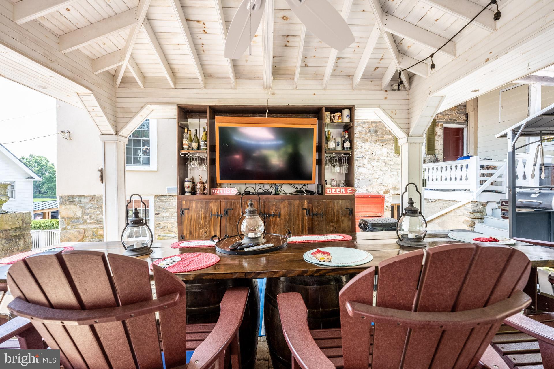 TOWN OF HILLSBORO - Residential