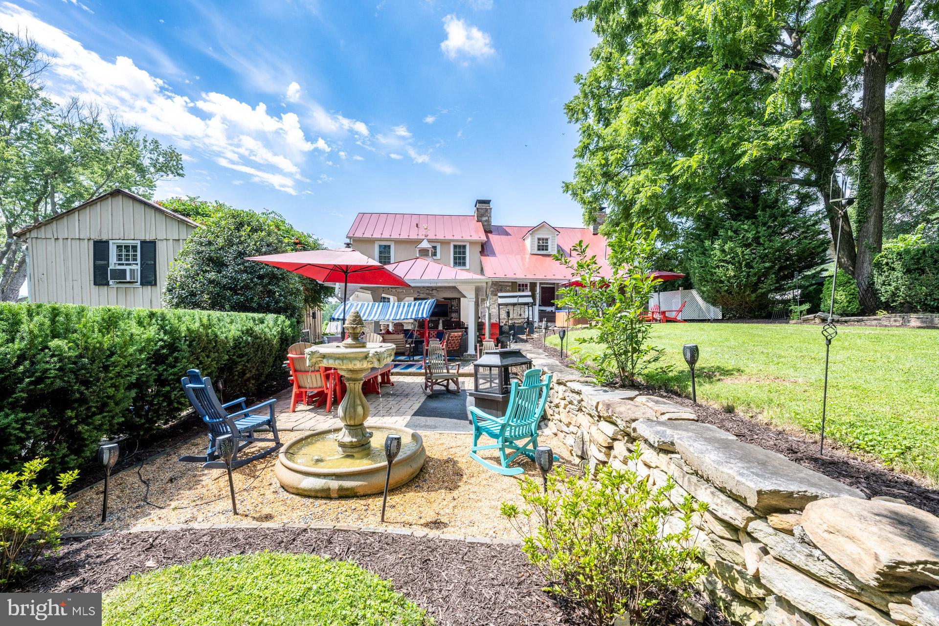 TOWN OF HILLSBORO - Residential