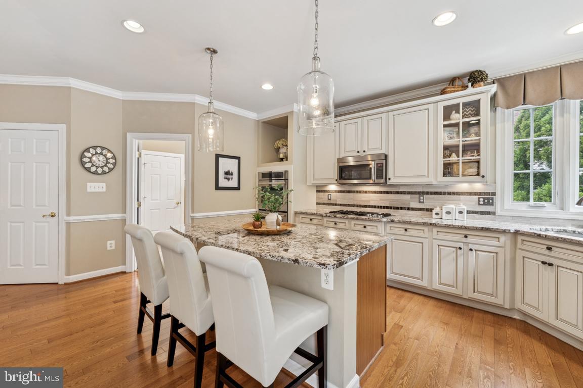 4872 AUTUMN GLORY WAY