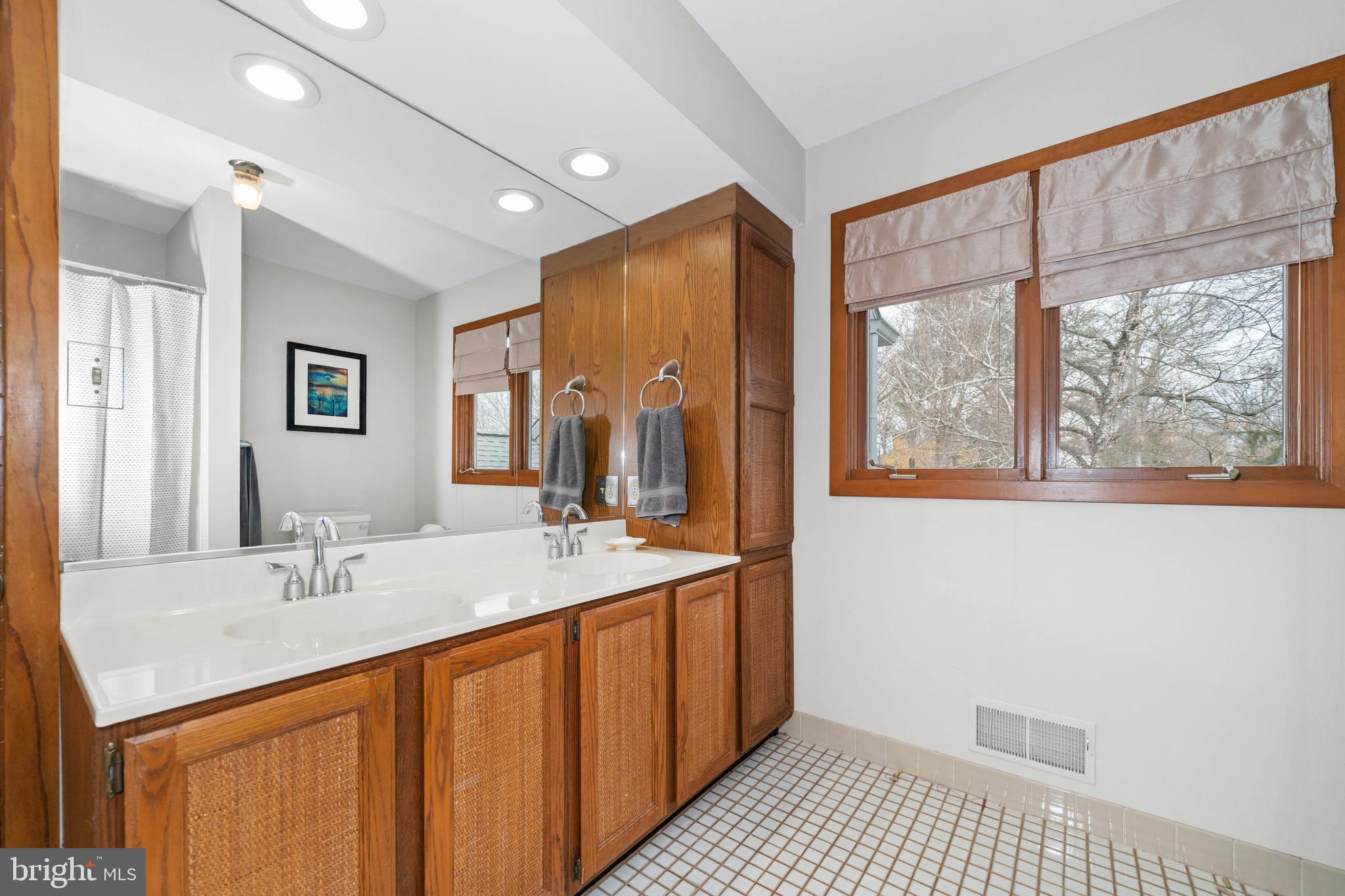 RADLEY RUN - Residential