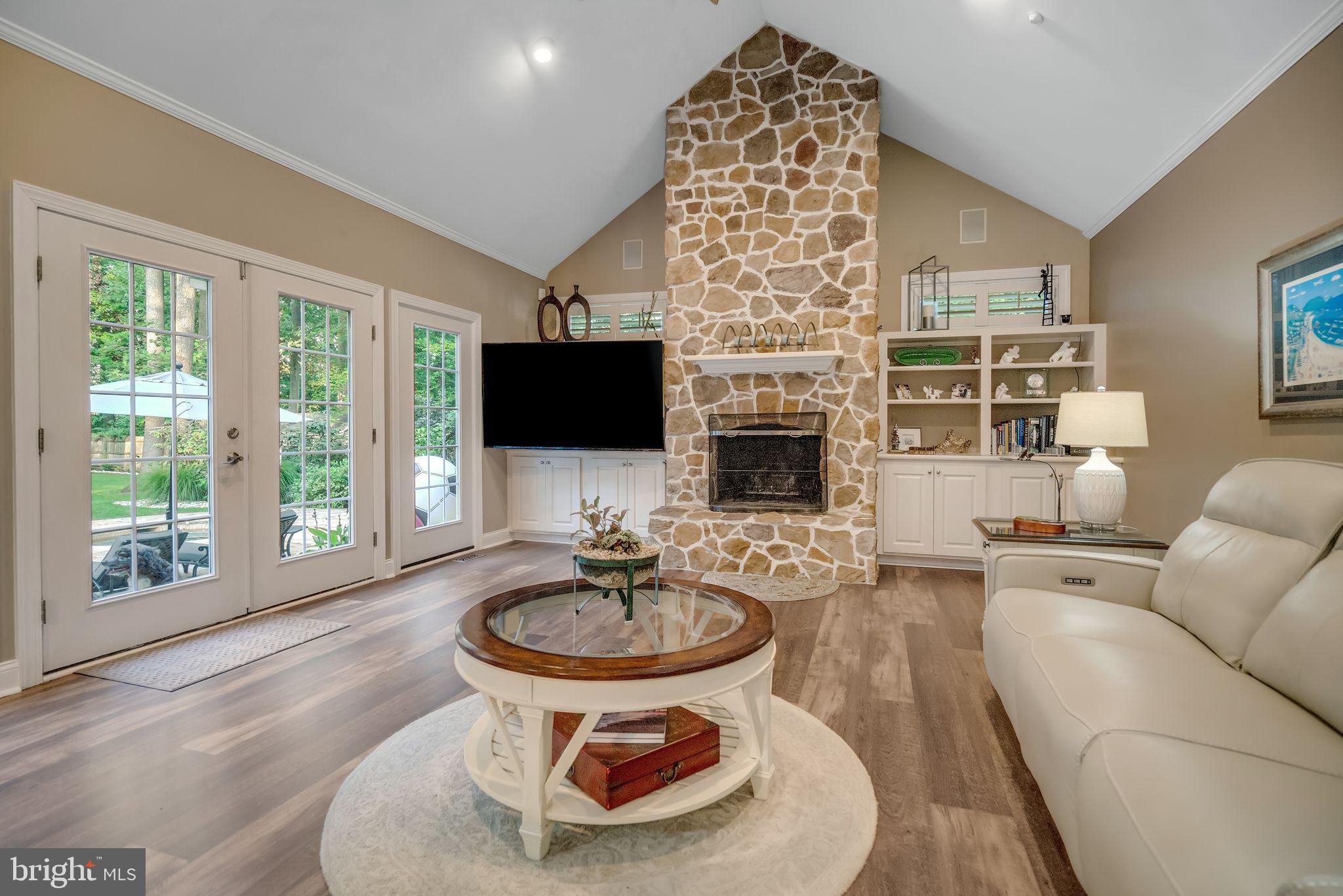 INDIAN SPRINGS - Residential