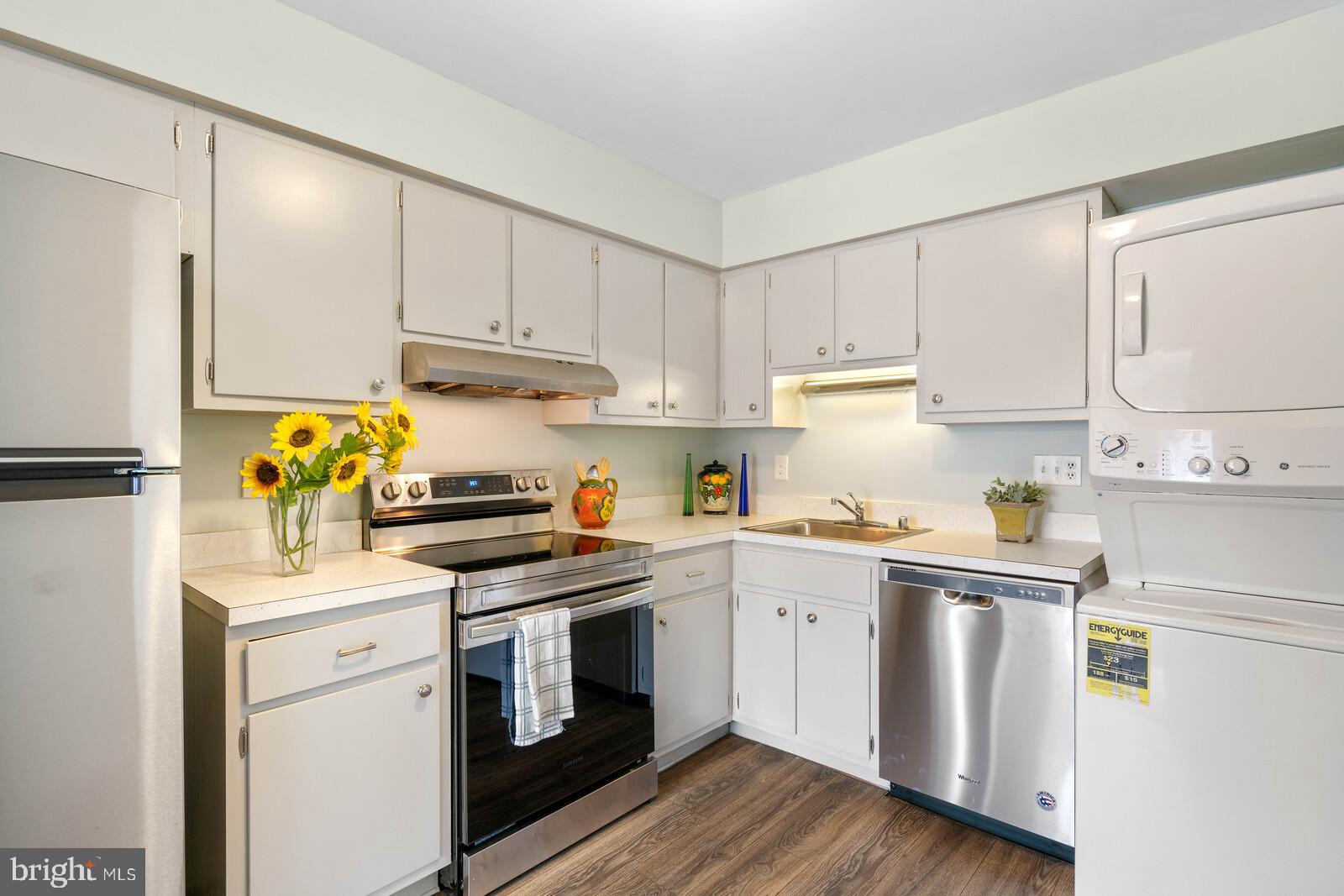 GARDENS OF CRESTWOOD VILLAGE - Residential