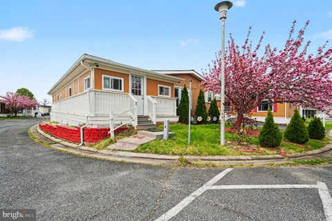 Mobile Home For Sale - 2 Raspberry Court<br/> MIDDLE RIVER, MD 21220
