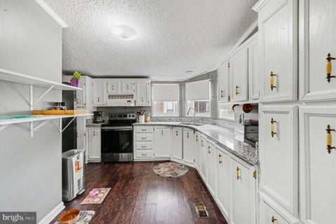Mobile Home For Sale - 2 Raspberry Court<br/> MIDDLE RIVER, MD 21220