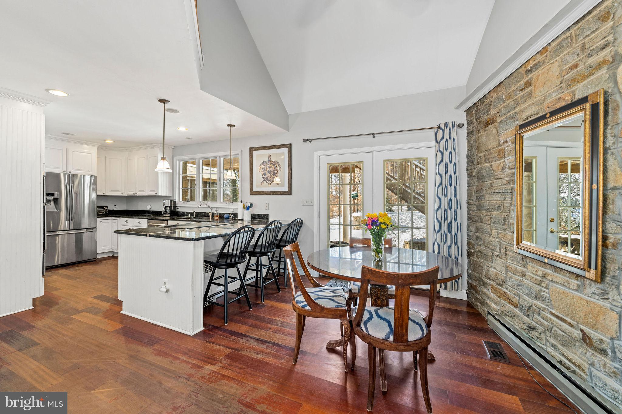 HAMPTON - Residential