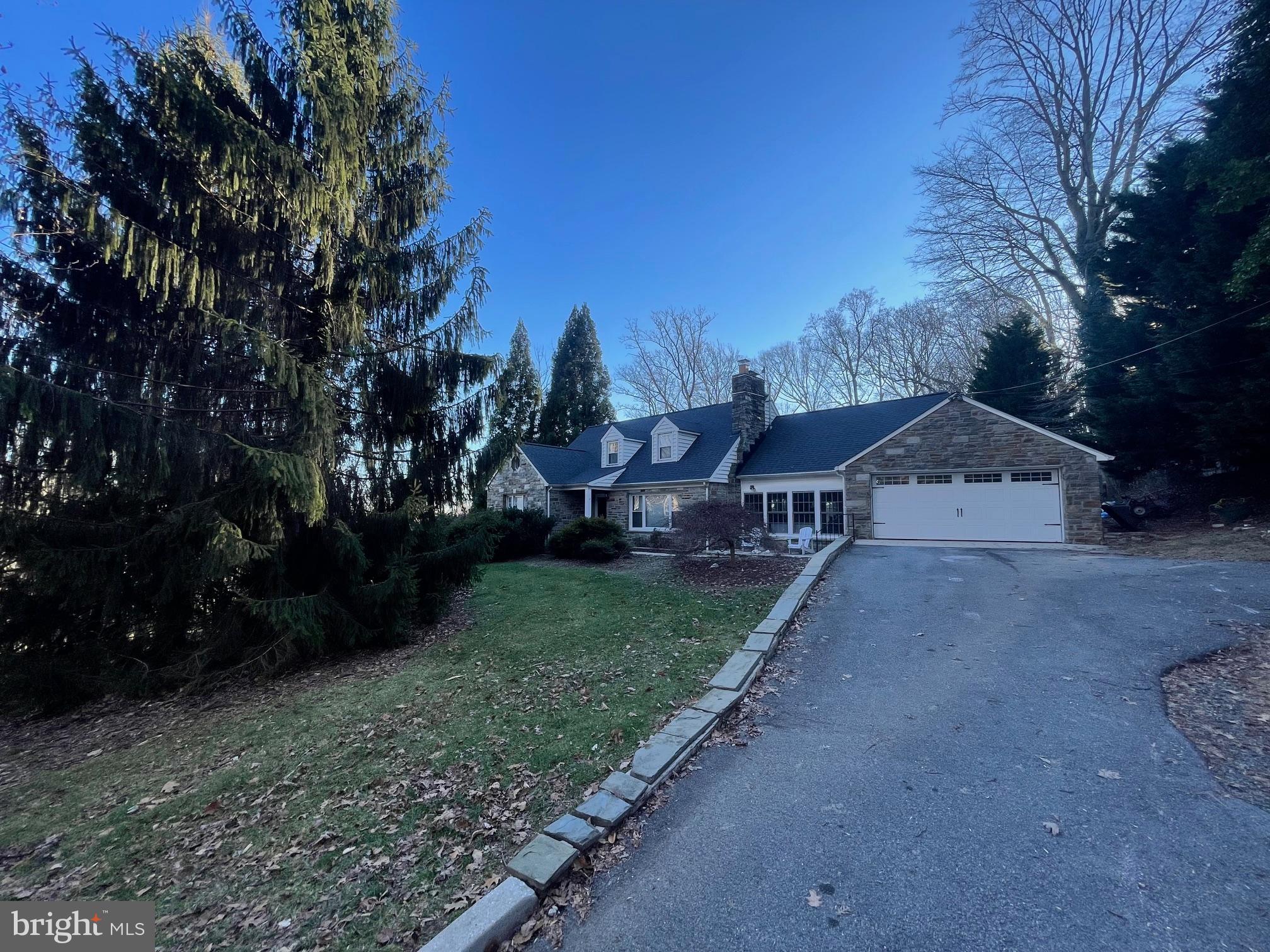 HAMPTON - Residential