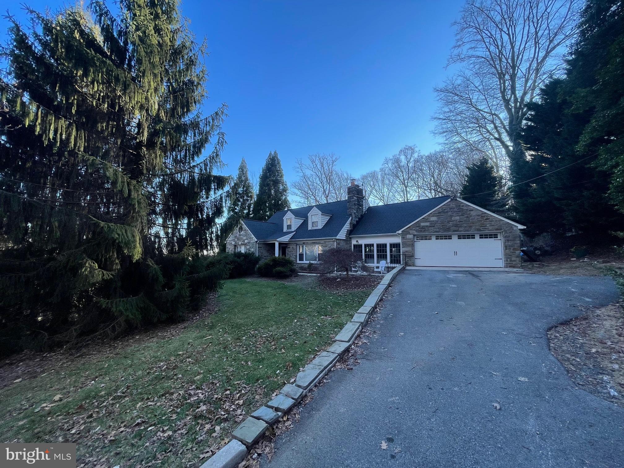 HAMPTON - Residential