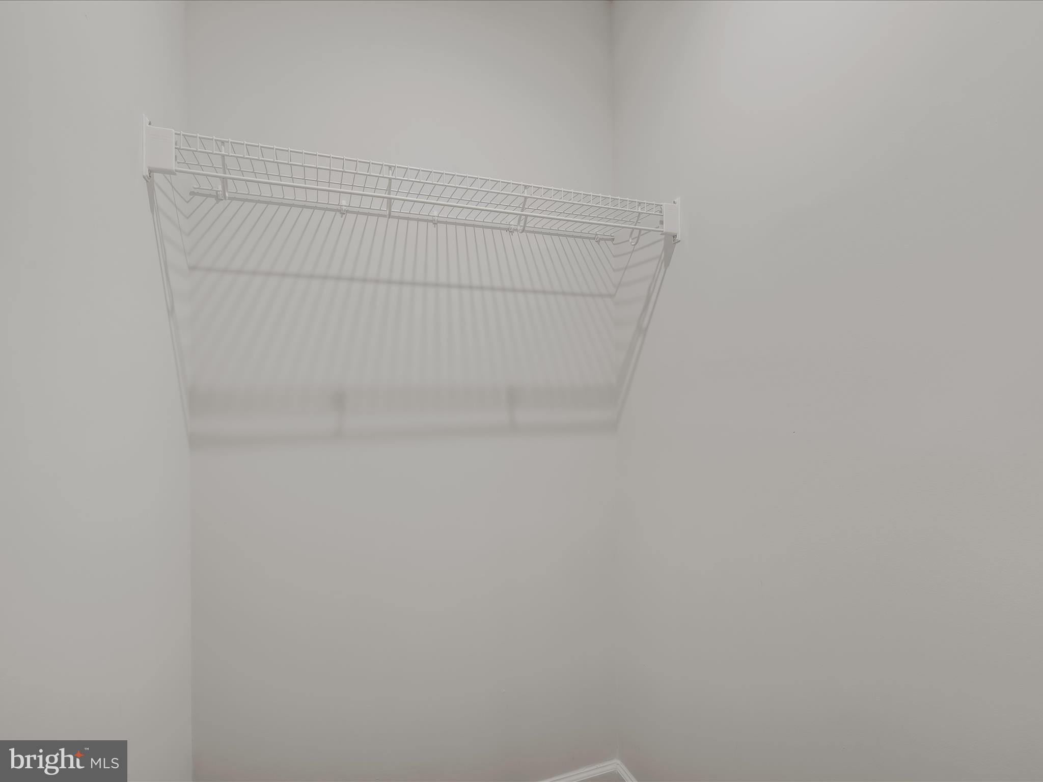 PRESIDENTS POINTE - Residential Lease