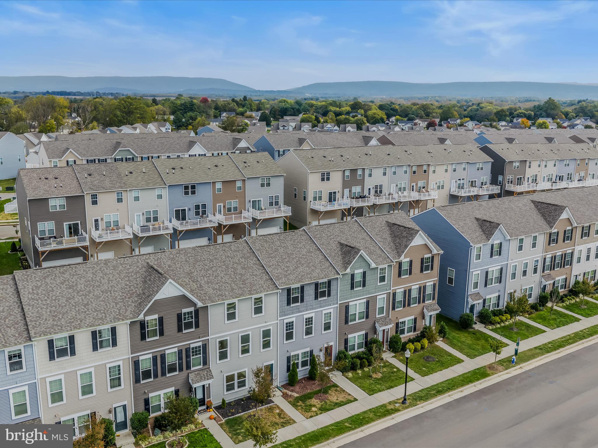 PRESIDENTS POINTE - Residential Lease