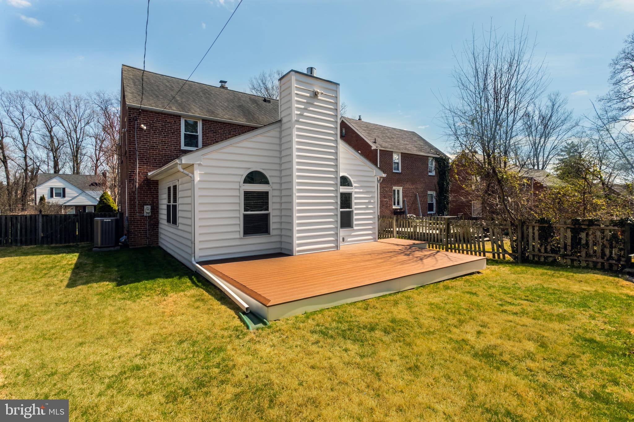 ROSE TREE WOODS - Residential